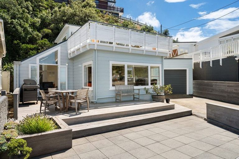 Photo of property in 70 Owhiro Bay Parade, Owhiro Bay, Wellington, 6023