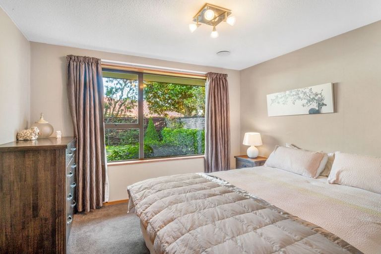 Photo of property in 20 Takaro Avenue, Sockburn, Christchurch, 8042