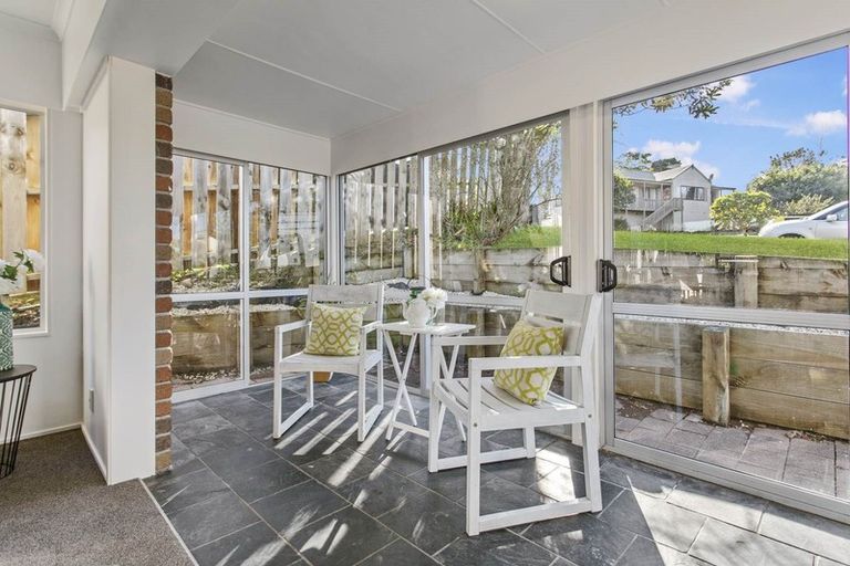 Photo of property in 1/72 Stanaway Street, Hillcrest, Auckland, 0627