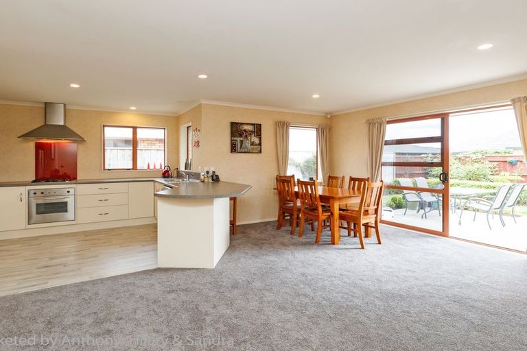 Photo of property in 53 Branigan Parade, Kelvin Grove, Palmerston North, 4414