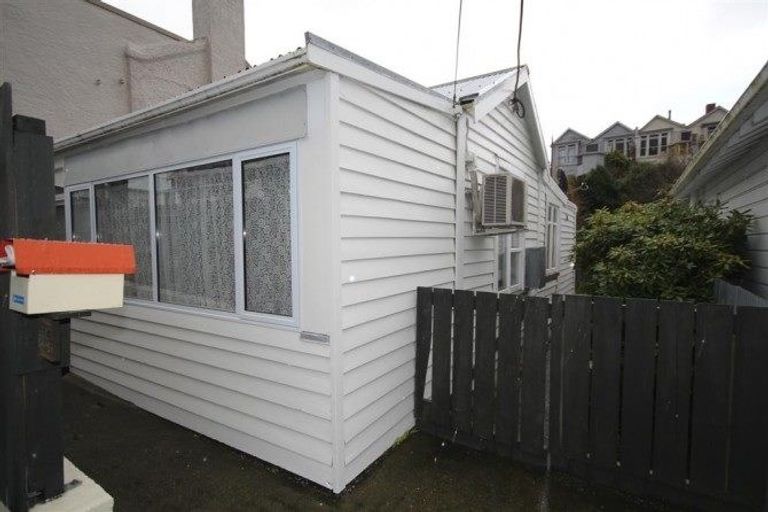 Photo of property in 16 Peter Street, Caversham, Dunedin, 9012