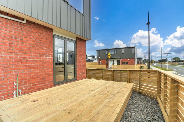 Photo of property in 18 Corporal Street, Papakura, 2110