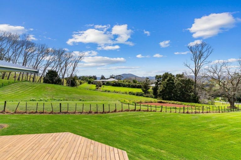 Photo of property in 20 Lupis Way, Kaiwaka, 0573