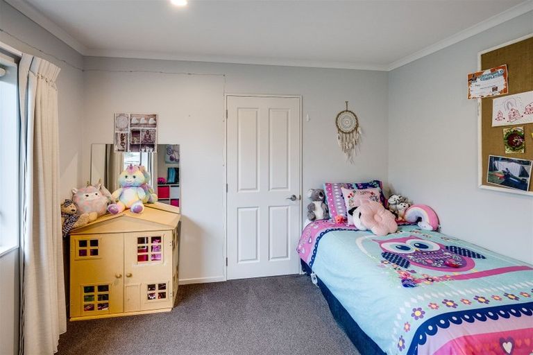 Photo of property in 1 Hyde Place, Taradale, Napier, 4112