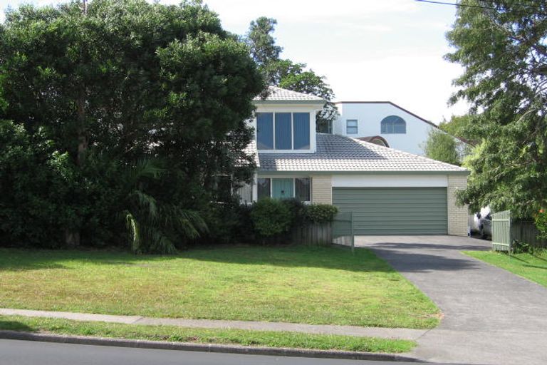 Photo of property in 1a View Road, Campbells Bay, Auckland, 0630