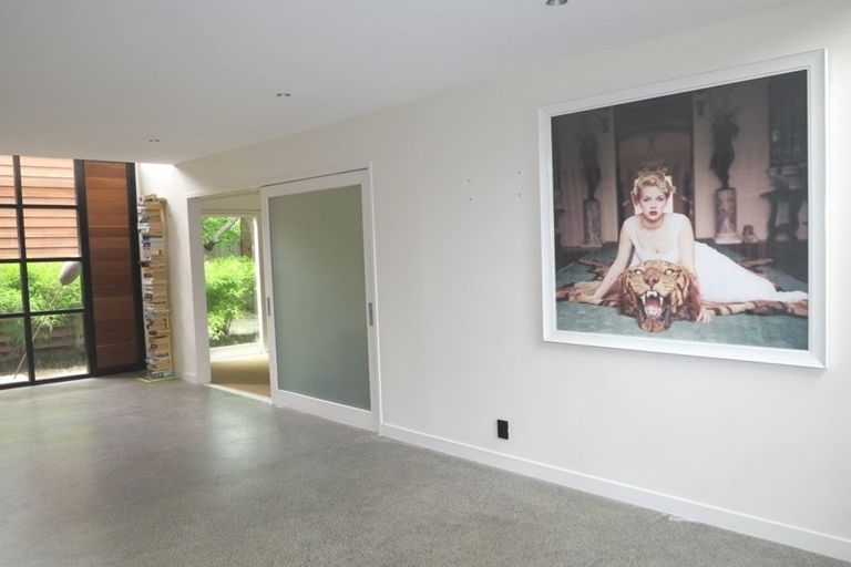 Photo of property in 51 Queen Street, Northcote Point, Auckland, 0627