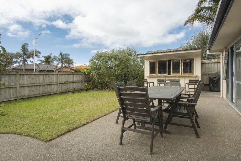 Photo of property in 18 Nautilus Drive, Papamoa Beach, Papamoa, 3118