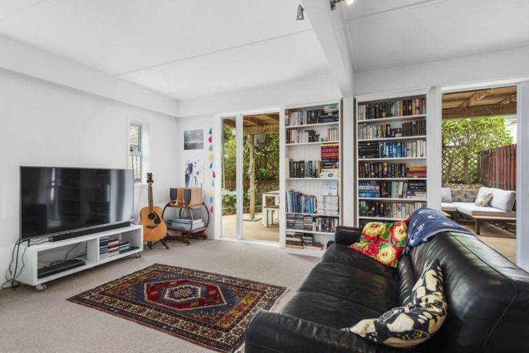 Photo of property in 34 Stredwick Drive, Torbay, Auckland, 0630