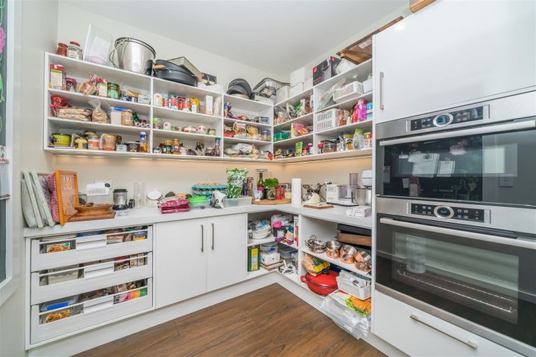 Photo of property in 180a Victoria Avenue, Hokowhitu, Palmerston North, 4410