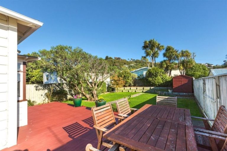 Photo of property in 128 Paremata Road, Paremata, Porirua, 5024