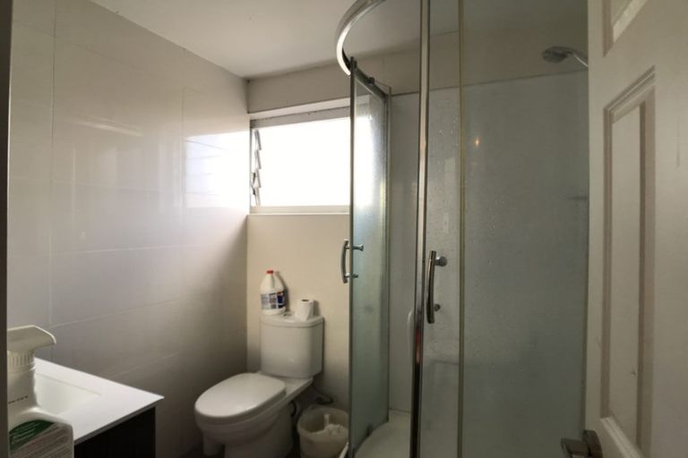 Photo of property in 92a Forrest Hill Road, Forrest Hill, Auckland, 0620