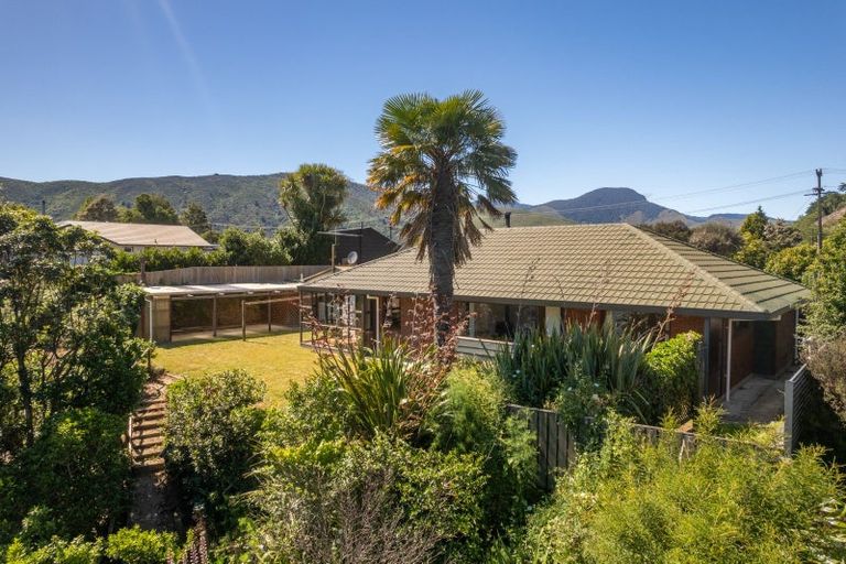 Photo of property in 2 Cook Street, Havelock, 7100