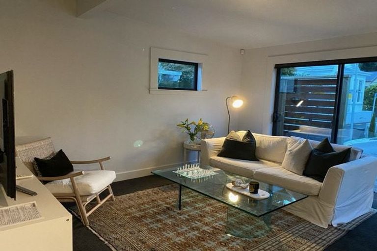 Photo of property in 153 Carlyle Street, Napier South, Napier, 4110