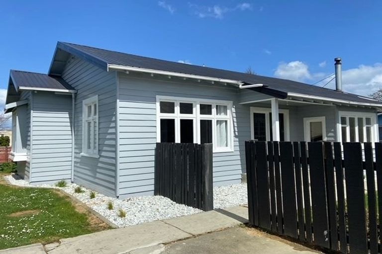 Photo of property in 102 Windsor Street, Windsor, Invercargill, 9810