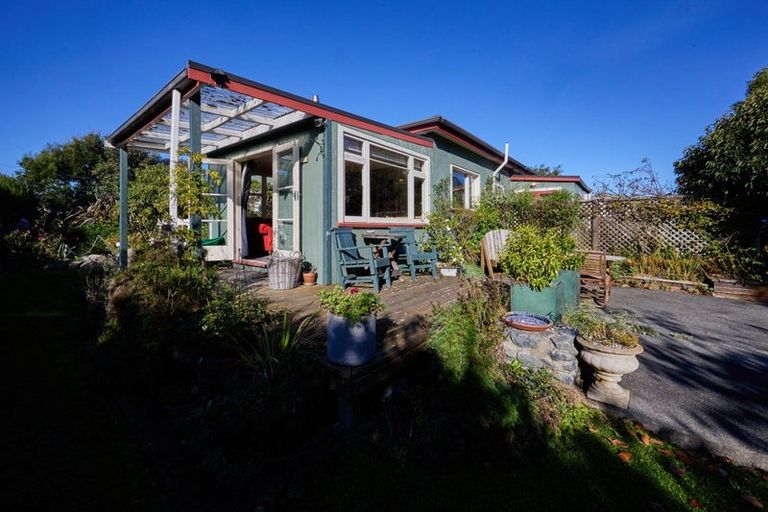 Photo of property in 223 Beach Road, Kaikoura, 7300