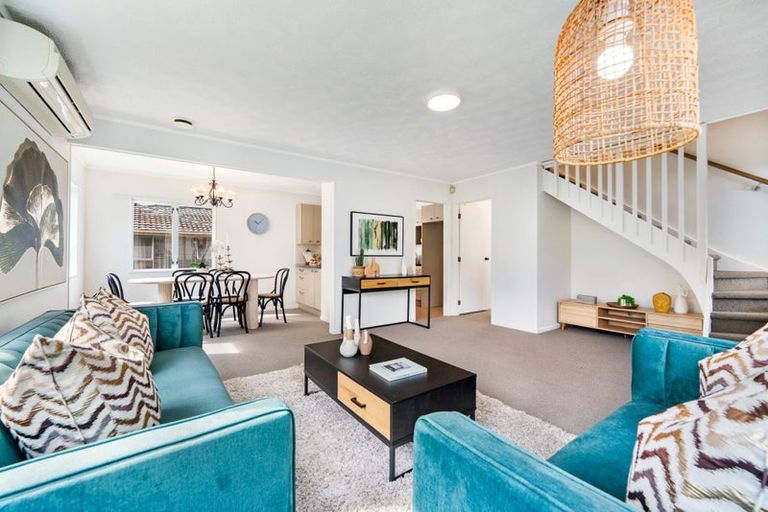 Photo of property in 68 Helena Street, Massey, Auckland, 0614