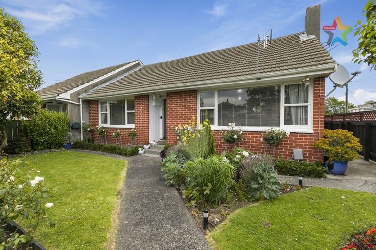Photo of property in 128 Epuni Street, Epuni, Lower Hutt, 5011