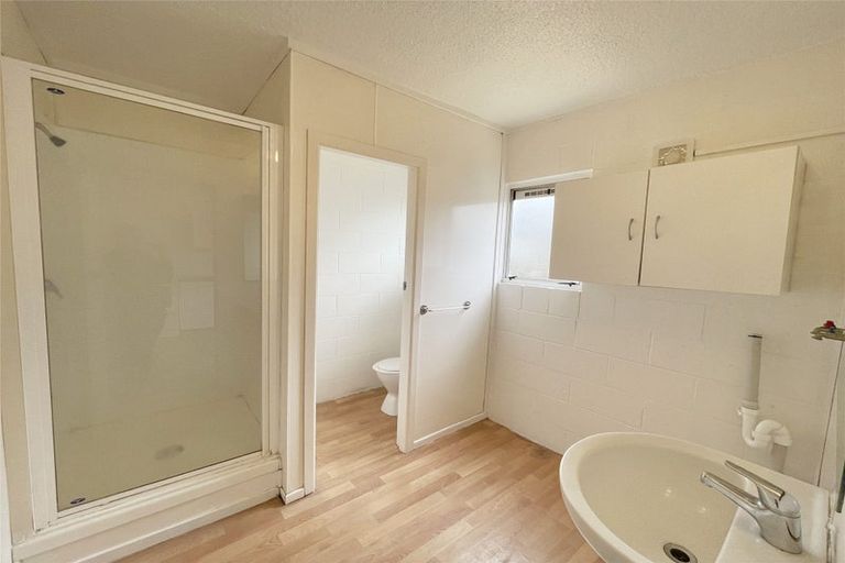 Photo of property in 10/3 Tralee Place, Hillcrest, Hamilton, 3216