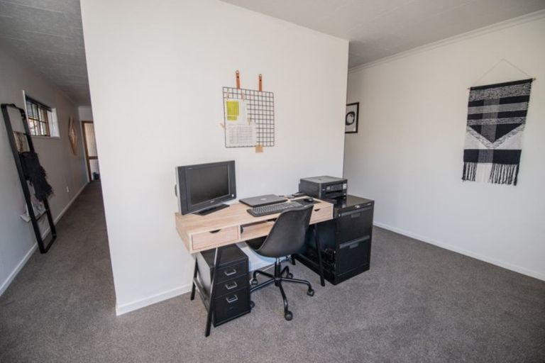 Photo of property in 42 Kenmare Street, Alexandra, 9320