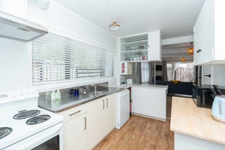 Photo of property in 5/875 Heaphy Terrace, Claudelands, Hamilton, 3214