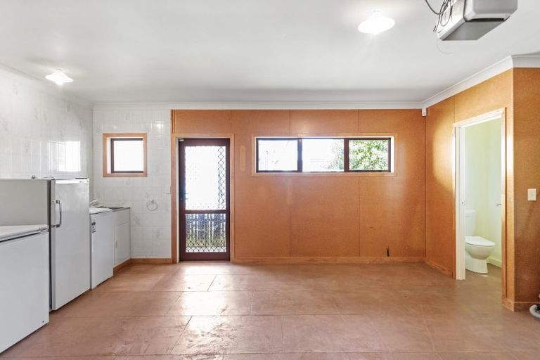 Photo of property in 239 Whitaker Street, Te Aroha, 3320