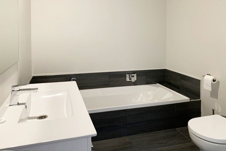 Photo of property in 55 Ridgedale Crescent, Flagstaff, Hamilton, 3210