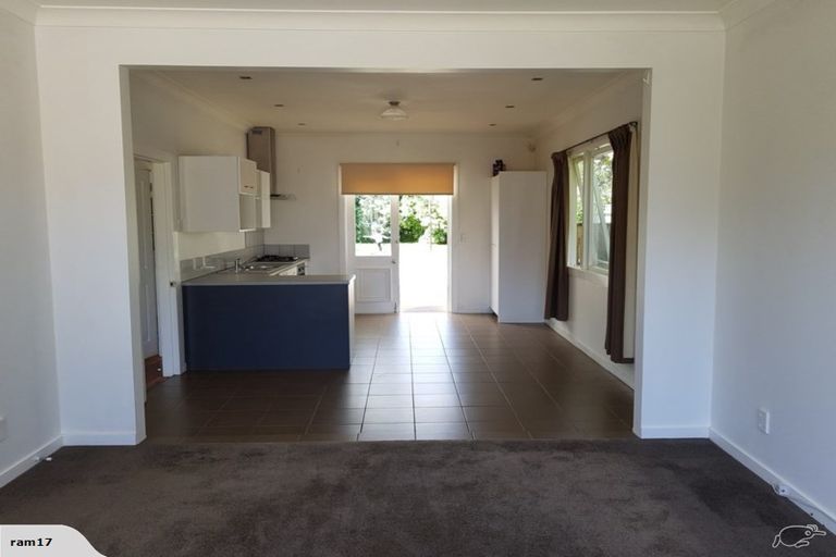 Photo of property in 18 Mudie Street, Alicetown, Lower Hutt, 5010
