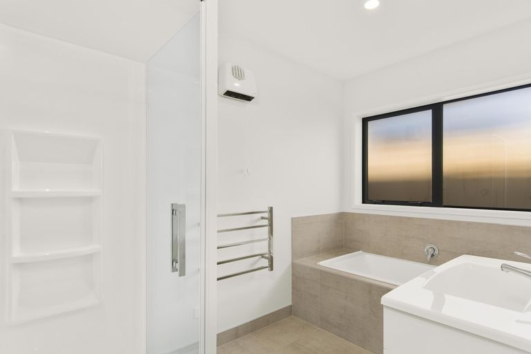 Photo of property in 14 Kuru Place, Papamoa, 3118