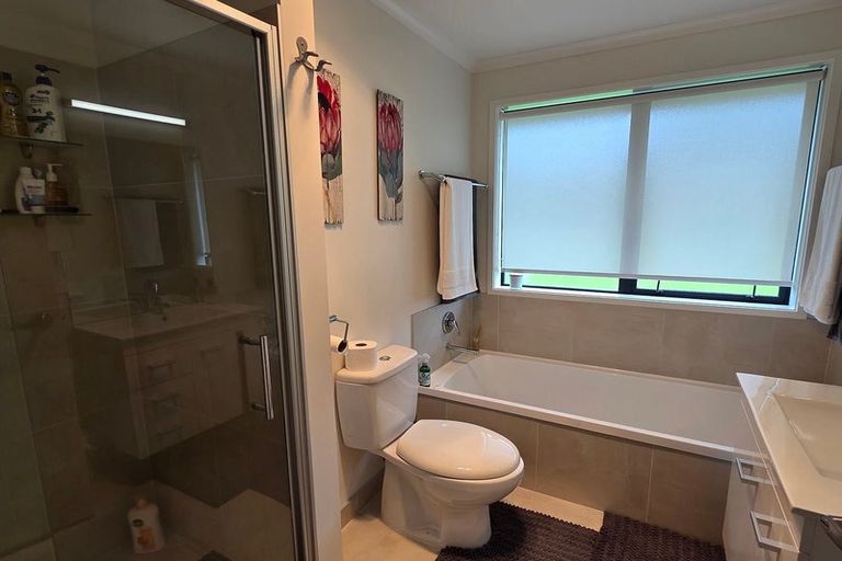 Photo of property in 11 Peter Bourne Drive, Pokeno, 2402