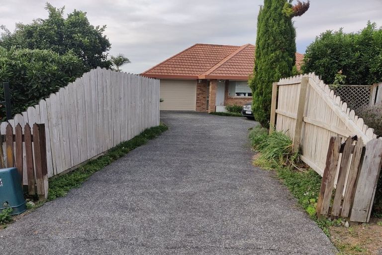 Photo of property in 7 Royalpark Place, Favona, Auckland, 2024