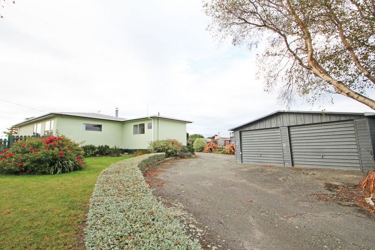 Photo of property in 28 Semple Street, Kakanui, Oamaru, 9495