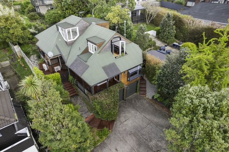 Photo of property in 2/36 Beulah Avenue, Rothesay Bay, Auckland, 0630