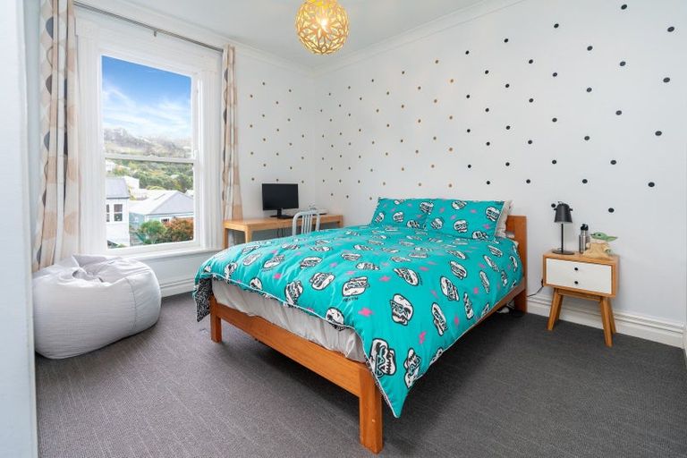 Photo of property in 17 Honiana Te Puni Street, Aro Valley, Wellington, 6021