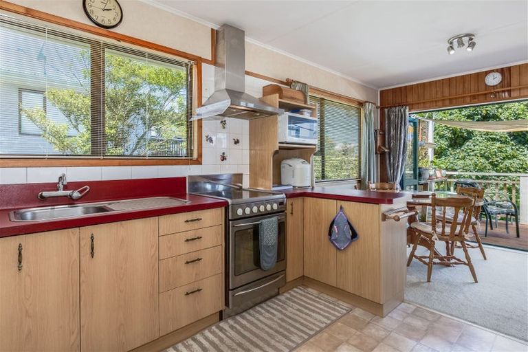 Photo of property in 6 Inlet View, Titahi Bay, Porirua, 5022