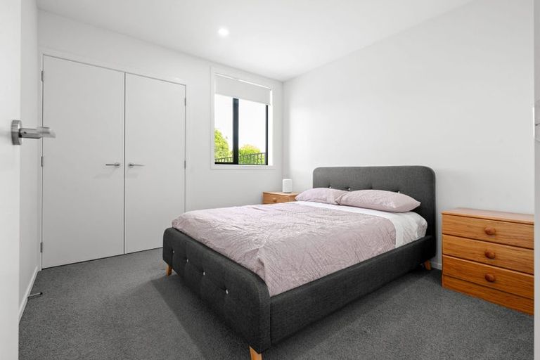 Photo of property in 2/2 English Street, Saint Andrews, Hamilton, 3200