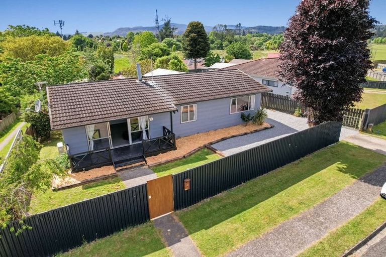 Photo of property in 10 Thebes Street, Pomare, Rotorua, 3015