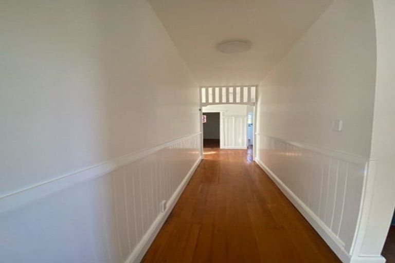 Photo of property in 8 Kahu Road, Riccarton, Christchurch, 8041