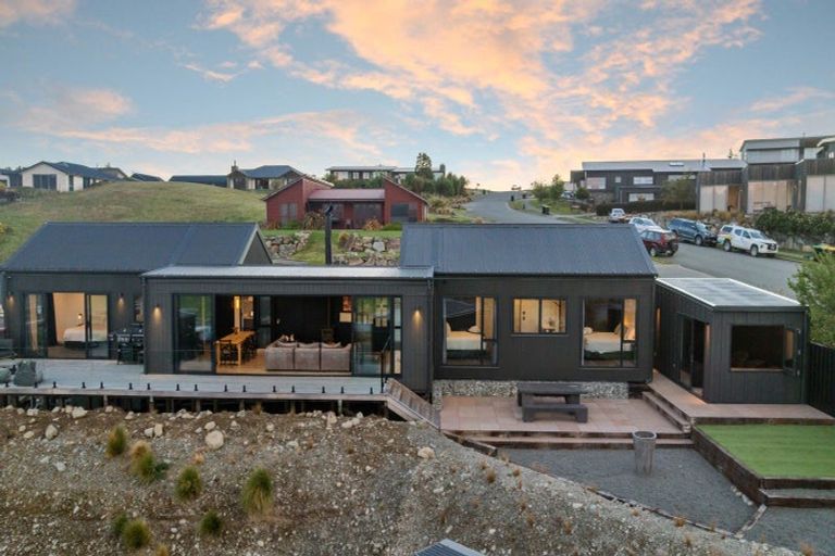 Photo of property in 35 D'archiac Drive, Lake Tekapo, 7999