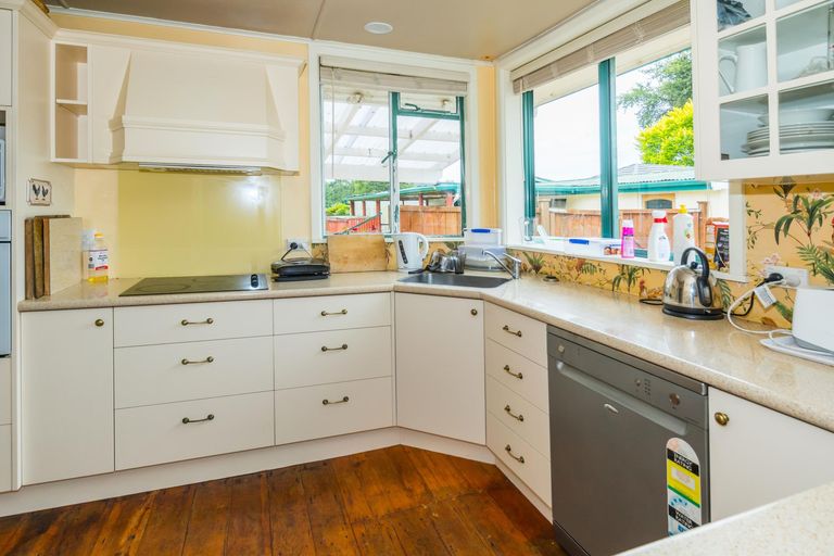 Photo of property in 128 Talbot Street, Geraldine, 7930