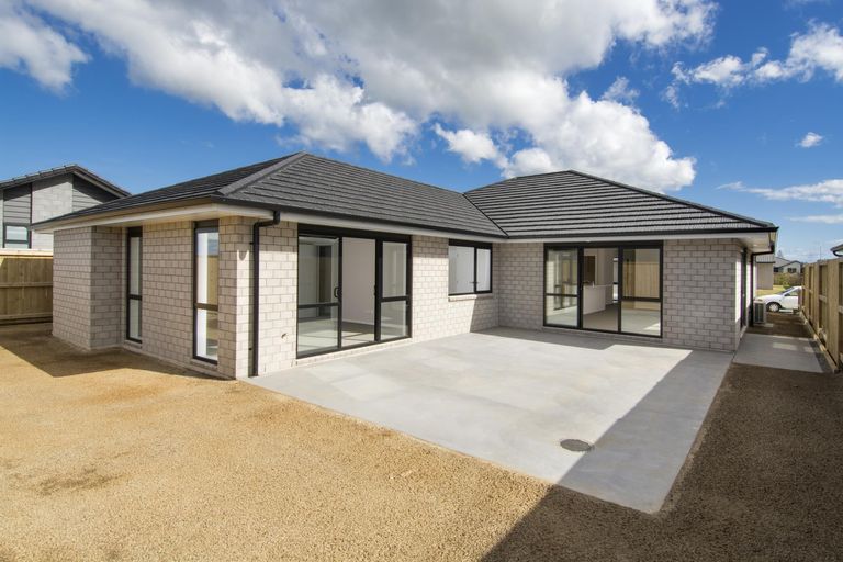 Photo of property in 14 Kuru Place, Papamoa, 3118