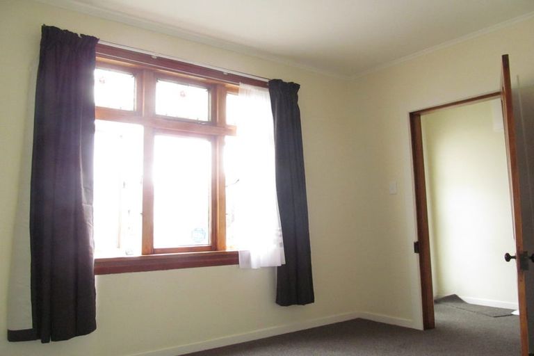 Photo of property in 7 Cardall Street, Newtown, Wellington, 6021