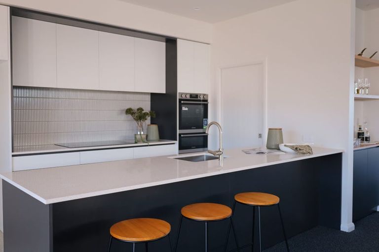 Photo of property in 84 Freedom Drive, Kelvin Grove, Palmerston North, 4470