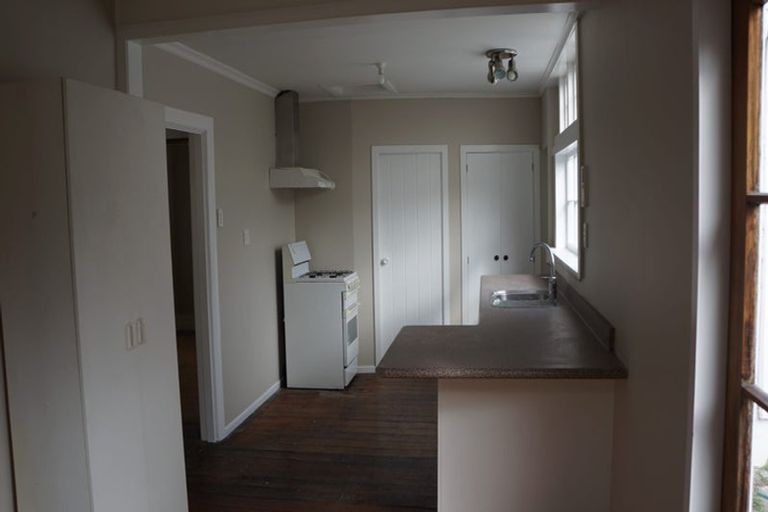 Photo of property in 242 Rintoul Street, Berhampore, Wellington, 6023