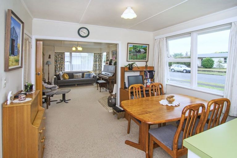 Photo of property in 19 Fisher Place, Carterton, 5713