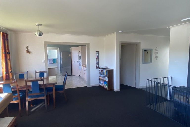 Photo of property in 75 Milton Terrace, Picton, 7220