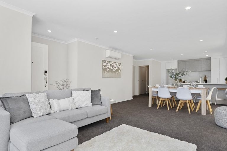 Photo of property in 16 Te Wharo Drive, Papamoa, 3118