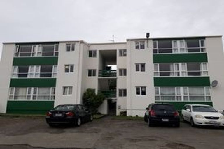 Photo of property in Armstrong Court, 12/12 Angus Avenue, Berhampore, Wellington, 6023