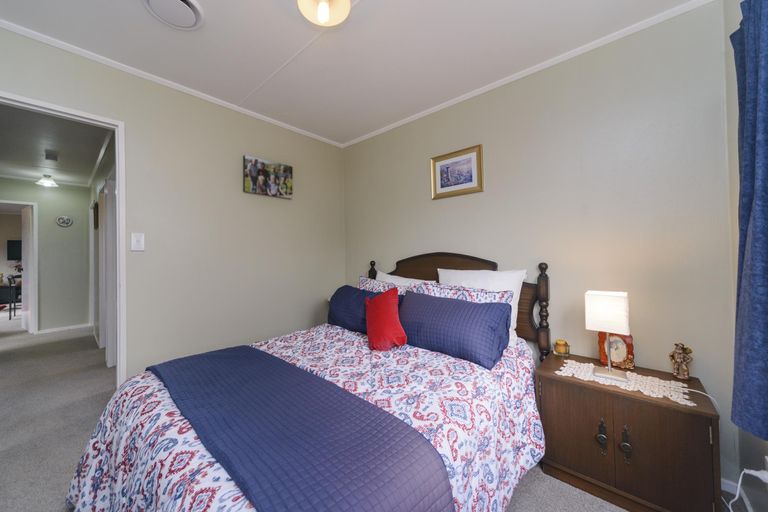 Photo of property in 15a Thomson Street, West End, Palmerston North, 4412