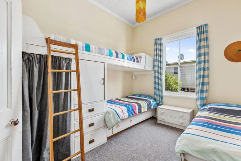 Photo of property in 58 Jetty Road, Castlepoint, Tinui, 5889