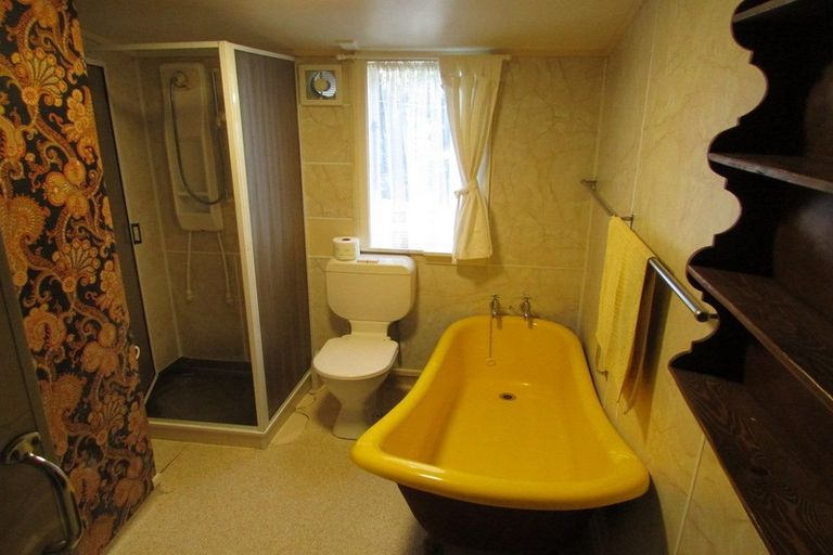 Photo of property in 36 Voelas Road, Lyttelton, 8082